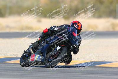 media/Jan-14-2024-SoCal Trackdays (Sun) [[2e55ec21a6]]/Turn 6 (125pm)/